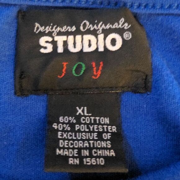 🤩 Designer's Originals Studio blue holiday top size XL🤩 2 for $20 - Picture 5 of 8